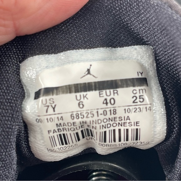 Nike 👞 Big Kid’s Air Jordan Future GG Black Liquid Lime Athletic Shoes-Size 7 Y - Picture 7 of 11